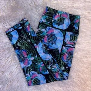CVG - Skull Capri Leggings